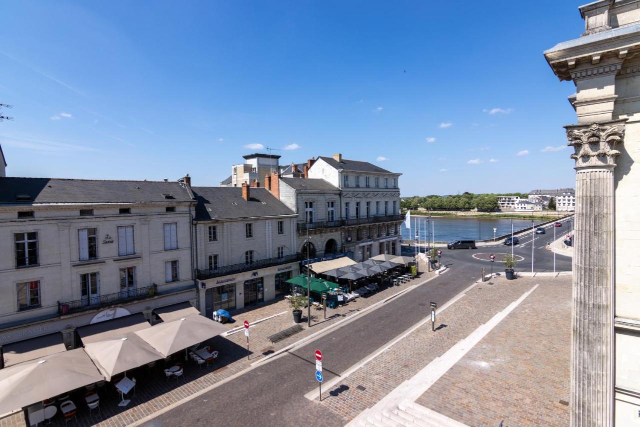Appartement Duplex Saumur Centre, Refait A Neuf, A Proximite Du Chateau エクステリア 写真